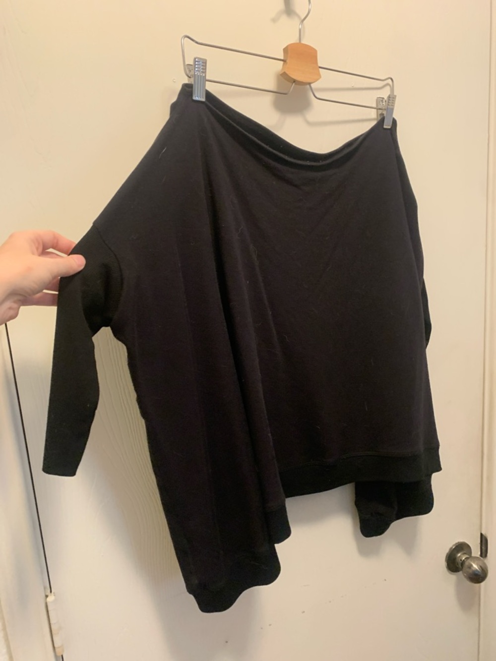 Beyond Yoga Black Off-Shoulder Sweater - Picture 5 of 6